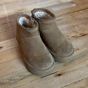 BearPaw Tan Kids Boots